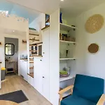 度假居 Tiny House Saint-Cernin-de-lʼHerm