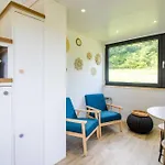 度假居 Tiny House Saint-Cernin-de-lʼHerm