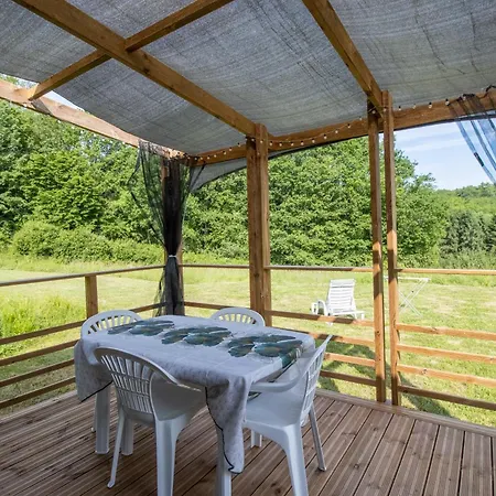 Tiny House * Saint-Cernin-de-lʼHerm