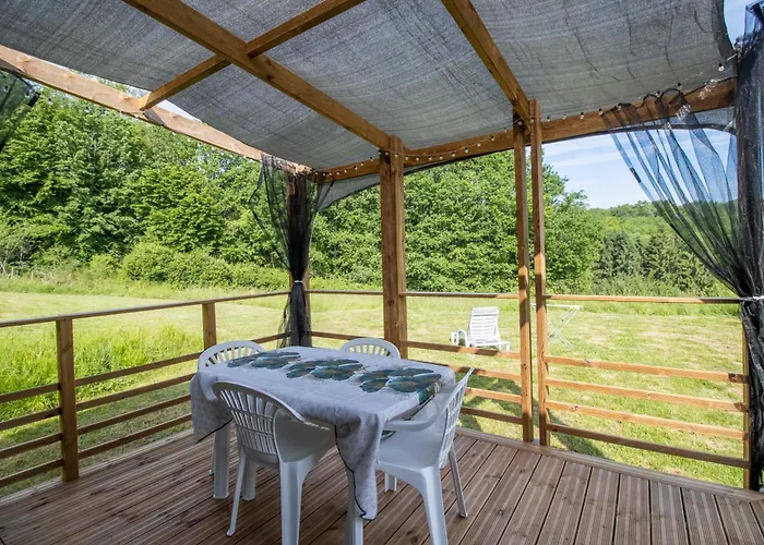 Tiny House * Saint-Cernin-de-lʼHerm